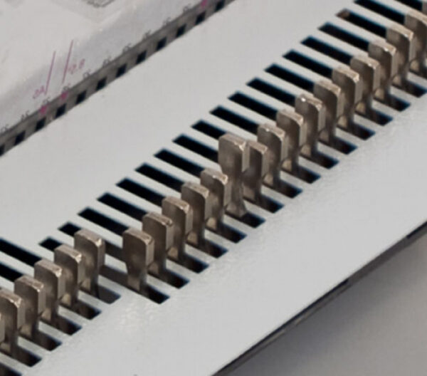 Renz Stanzwerkzeug für DTP 340 A Vierkant 8 x 3 mm, US-Teilung 14,28 mm = 9/16" – Bild 2